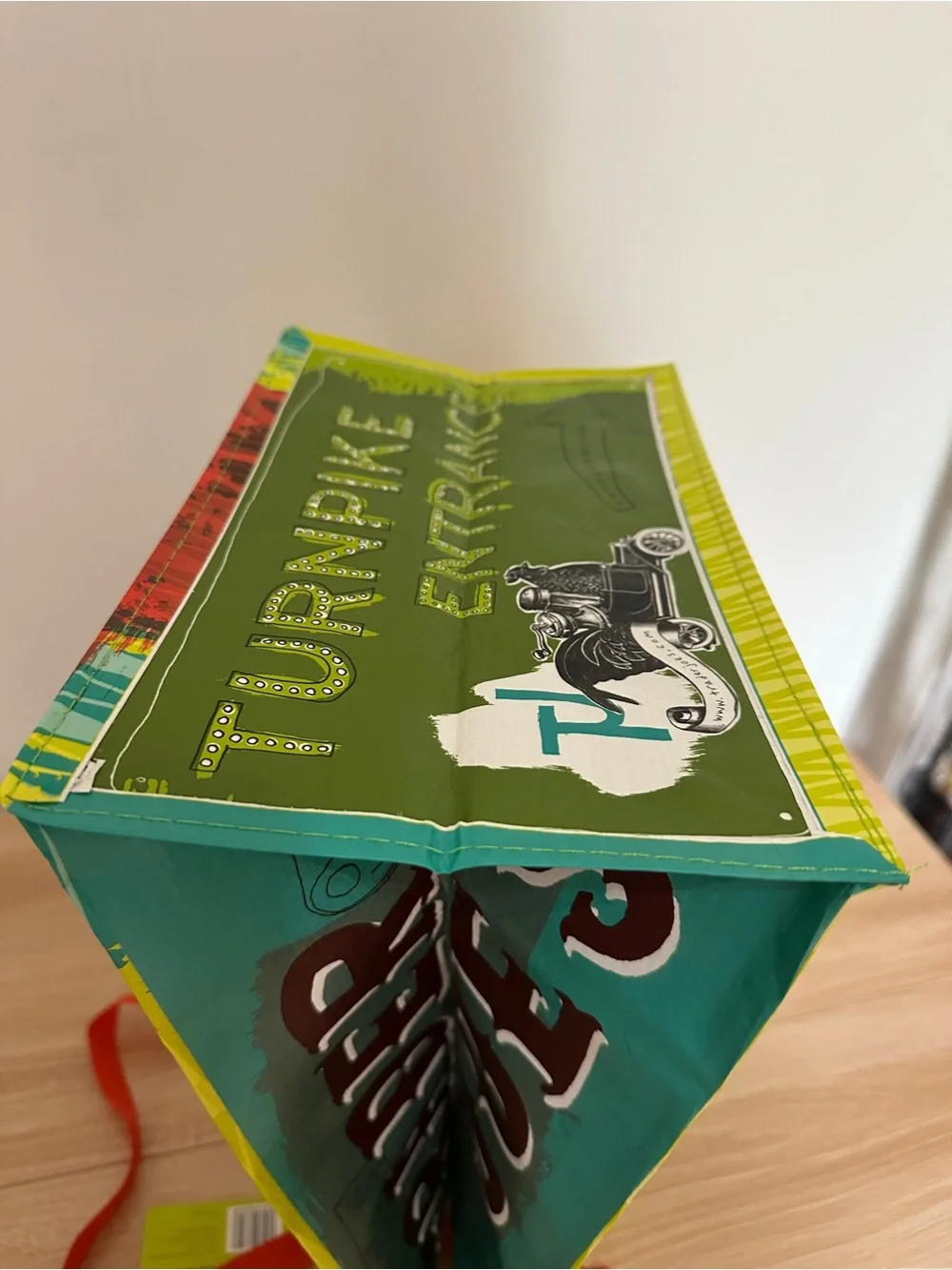 TRADER JOES COLLECTABLE TOTE  - NEW JERSEY